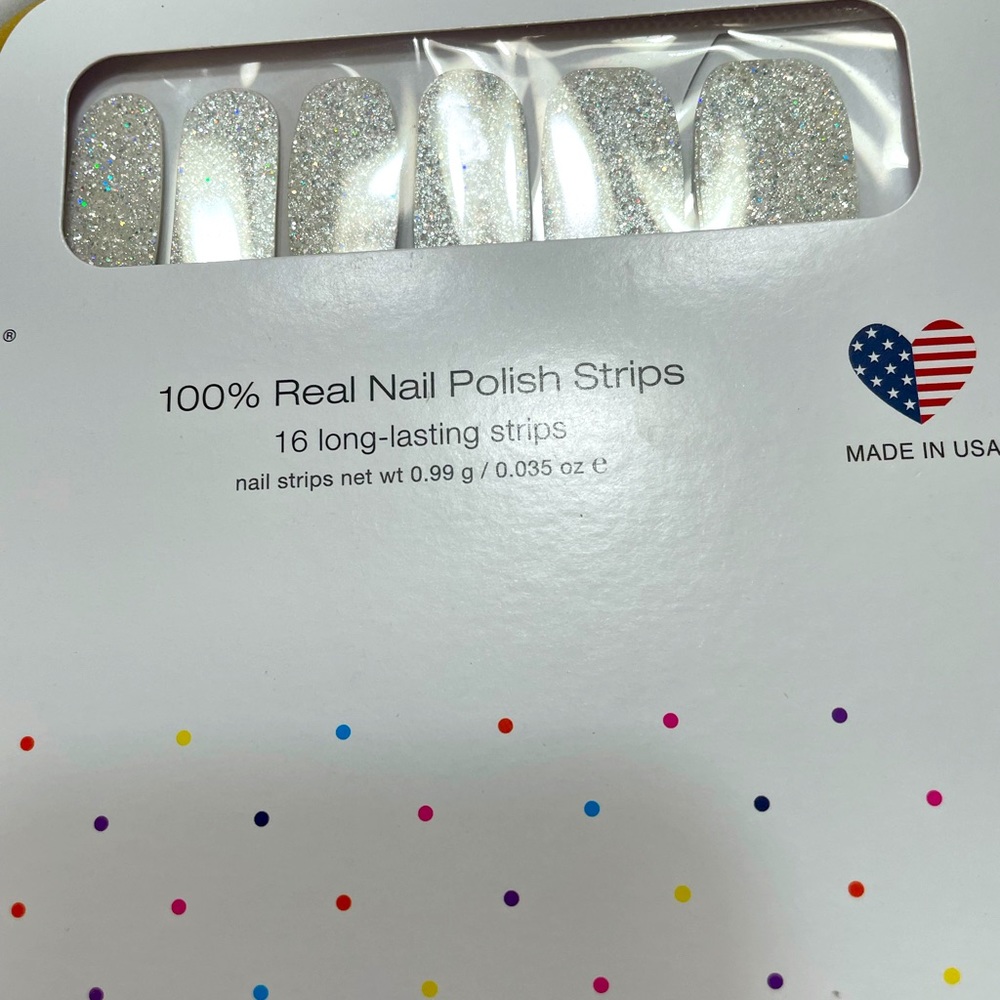 Color Street New in sealed box.Home Sleet Home. White Silver tone .